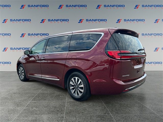 2022 Chrysler Pacifica Hybrid Limited