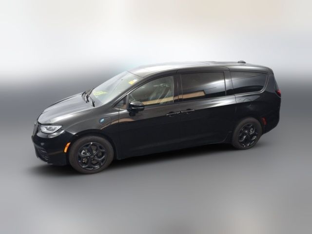 2022 Chrysler Pacifica Hybrid Limited