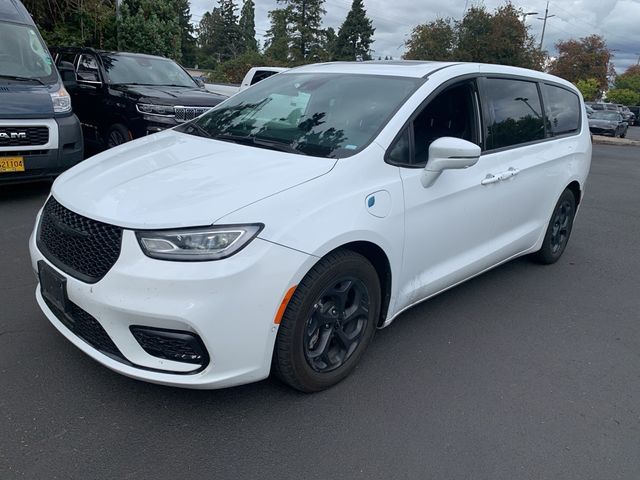 2022 Chrysler Pacifica Hybrid Limited