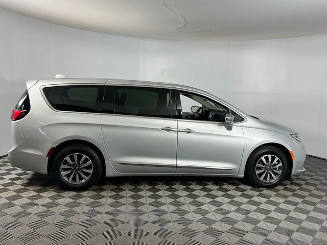 2022 Chrysler Pacifica Hybrid Limited