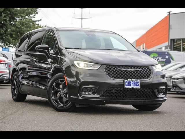 2022 Chrysler Pacifica Hybrid Limited