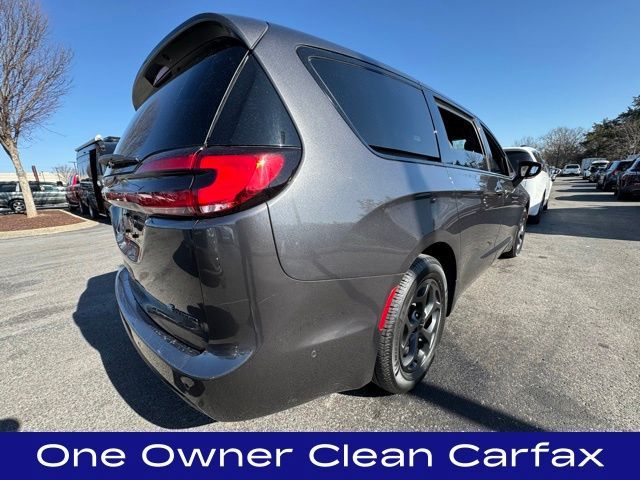 2022 Chrysler Pacifica Hybrid Limited