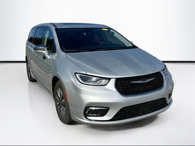 2022 Chrysler Pacifica Hybrid Limited