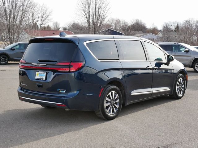 2022 Chrysler Pacifica Hybrid Limited