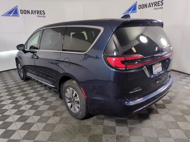 2022 Chrysler Pacifica Hybrid Limited