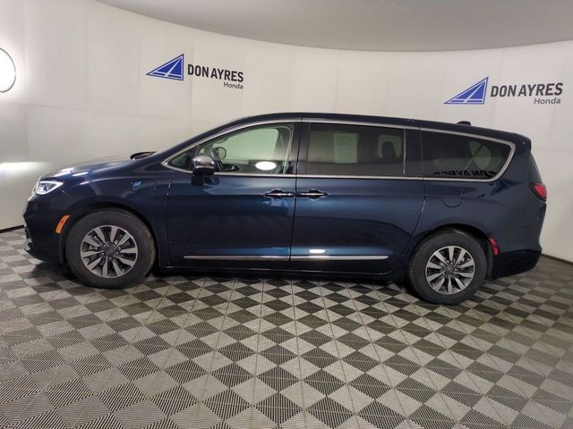 2022 Chrysler Pacifica Hybrid Limited