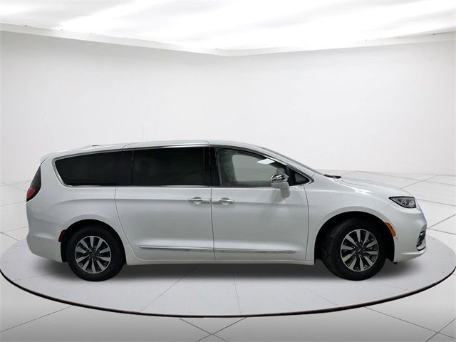 2022 Chrysler Pacifica Hybrid Limited