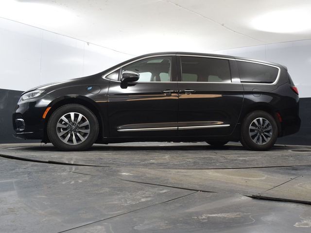 2022 Chrysler Pacifica Hybrid Limited