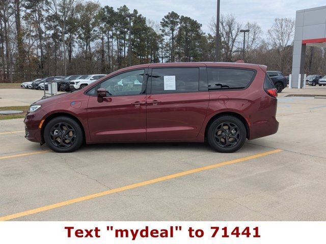 2022 Chrysler Pacifica Hybrid Limited