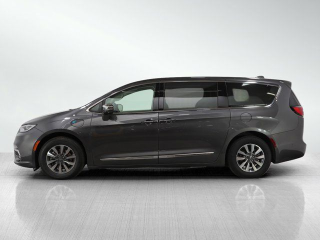 2022 Chrysler Pacifica Hybrid Limited