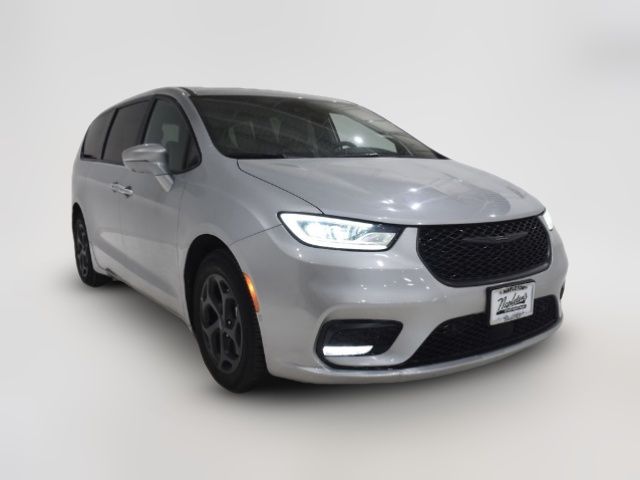 2022 Chrysler Pacifica Hybrid Limited