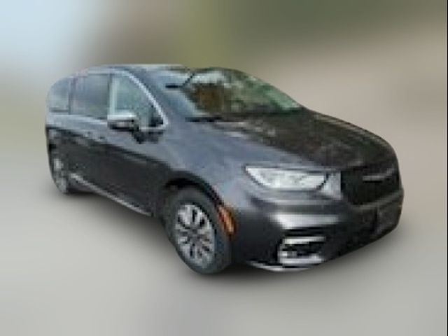 2022 Chrysler Pacifica Hybrid Limited