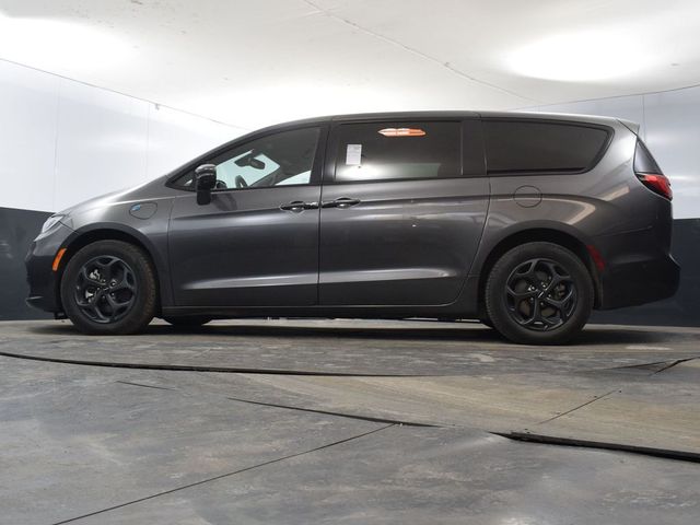 2022 Chrysler Pacifica Hybrid Limited