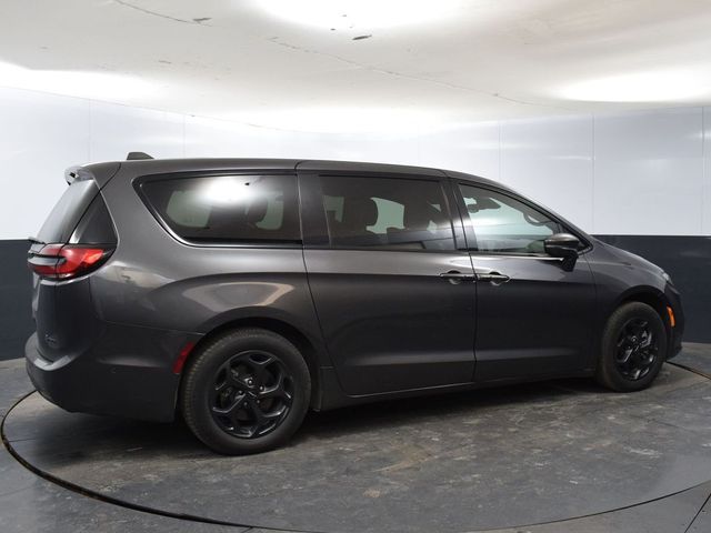 2022 Chrysler Pacifica Hybrid Limited