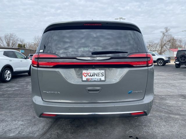 2022 Chrysler Pacifica Hybrid Limited