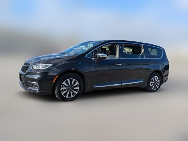 2022 Chrysler Pacifica Hybrid Limited