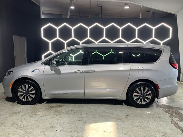 2022 Chrysler Pacifica Hybrid Limited