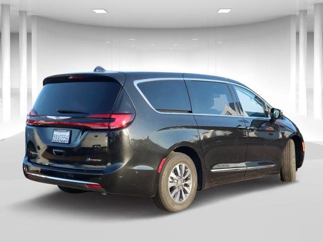 2022 Chrysler Pacifica Hybrid Limited