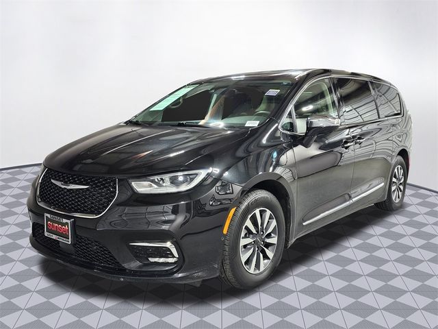 2022 Chrysler Pacifica Hybrid Limited