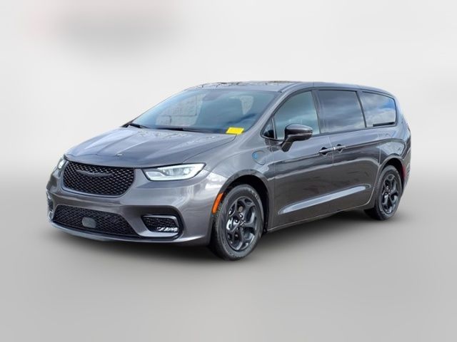 2022 Chrysler Pacifica Hybrid Limited