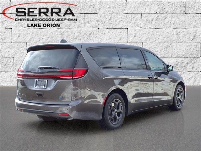 2022 Chrysler Pacifica Hybrid Limited