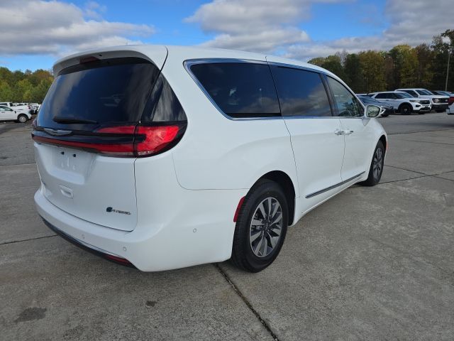 2022 Chrysler Pacifica Hybrid Limited