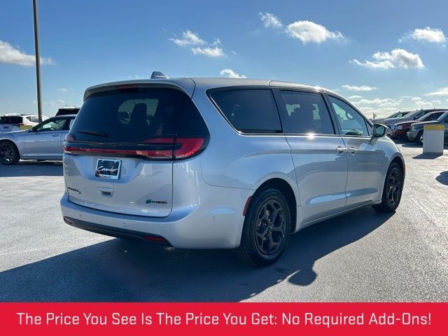 2022 Chrysler Pacifica Hybrid Limited