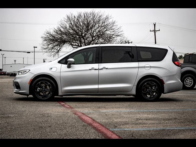 2022 Chrysler Pacifica Hybrid Limited