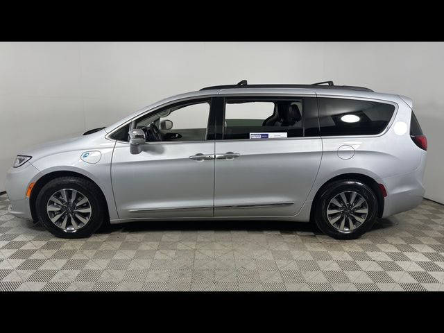 2022 Chrysler Pacifica Hybrid Limited