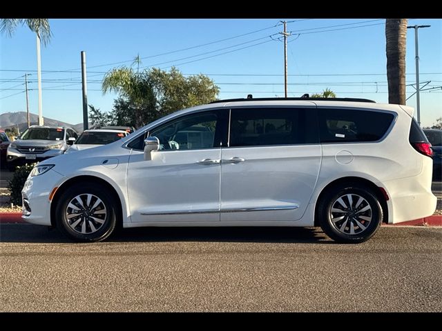 2022 Chrysler Pacifica Hybrid Limited