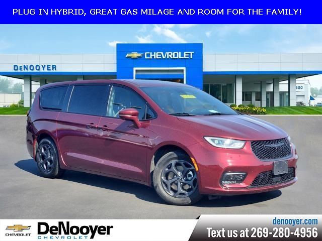 2022 Chrysler Pacifica Hybrid Limited