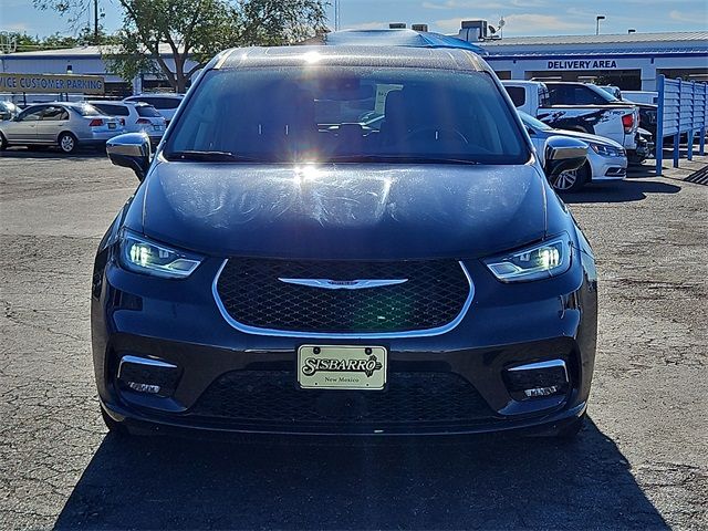 2022 Chrysler Pacifica Hybrid Limited