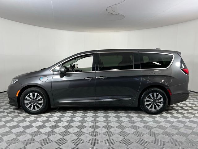 2022 Chrysler Pacifica Hybrid Limited