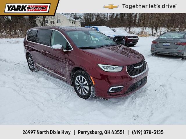 2022 Chrysler Pacifica Hybrid Limited