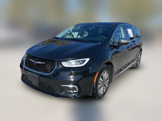 2022 Chrysler Pacifica Hybrid Limited