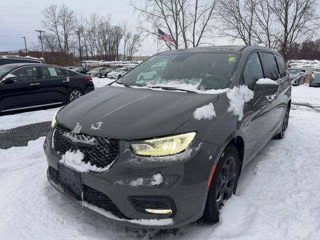 2022 Chrysler Pacifica Hybrid Limited