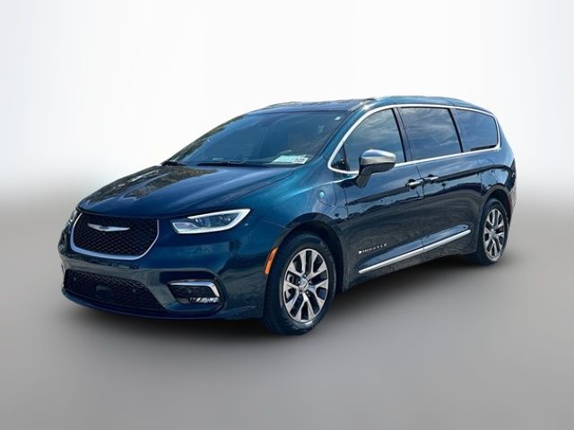 2022 Chrysler Pacifica Hybrid Pinnacle