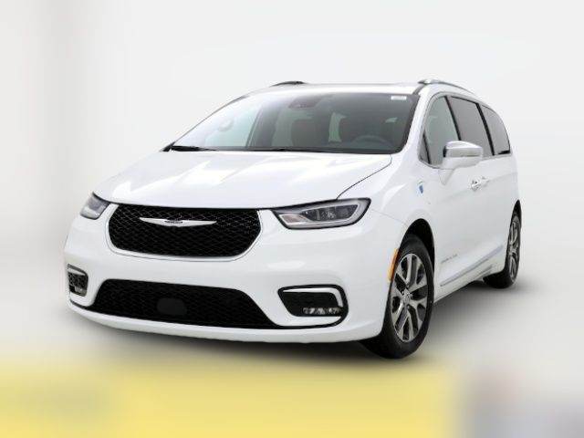 2022 Chrysler Pacifica Hybrid Pinnacle