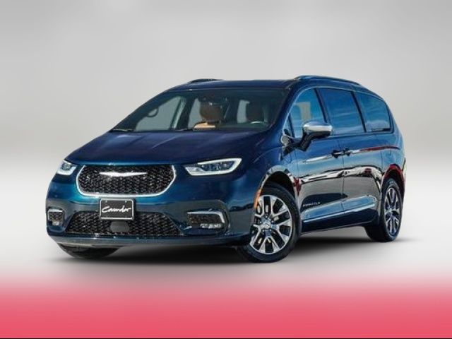 2022 Chrysler Pacifica Hybrid Pinnacle