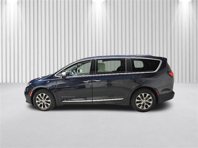 2022 Chrysler Pacifica Hybrid Pinnacle