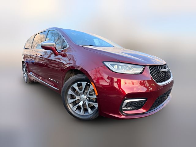 2022 Chrysler Pacifica Hybrid Pinnacle