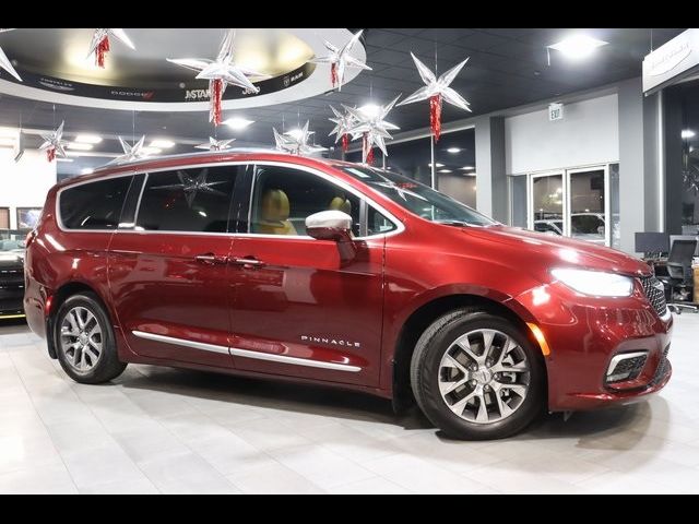 2022 Chrysler Pacifica Hybrid Pinnacle