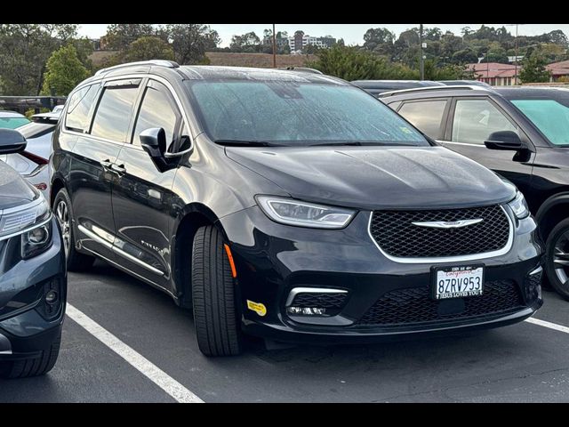 2022 Chrysler Pacifica Hybrid Pinnacle