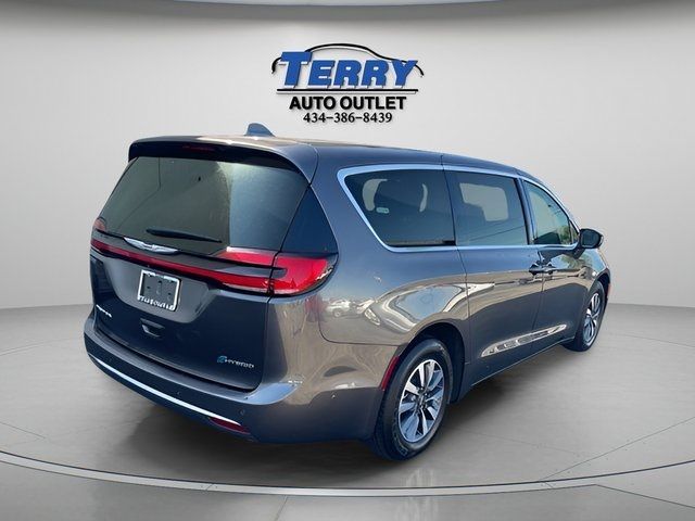 2022 Chrysler Pacifica Hybrid Touring L