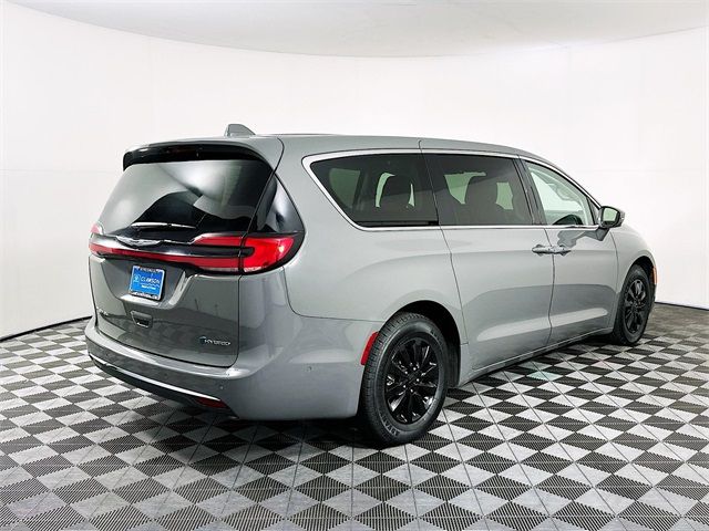 2022 Chrysler Pacifica Hybrid Touring L