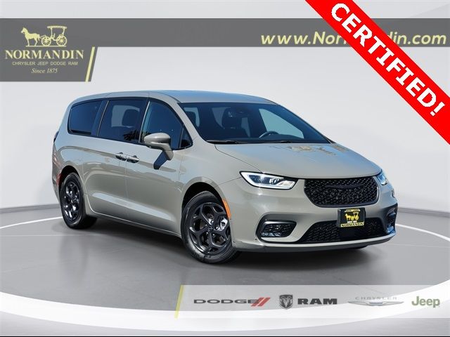 2022 Chrysler Pacifica Hybrid Touring L