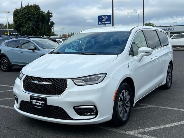 2022 Chrysler Pacifica Hybrid Touring L