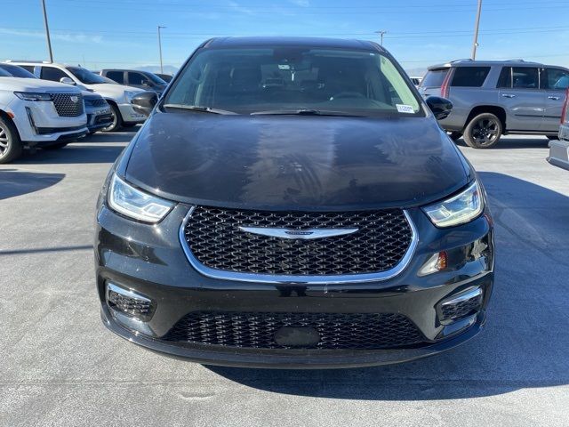 2022 Chrysler Pacifica Hybrid Touring L