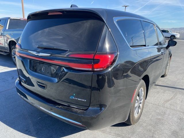 2022 Chrysler Pacifica Hybrid Touring L