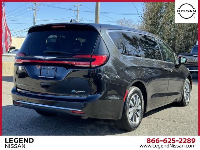 2022 Chrysler Pacifica Hybrid Touring L